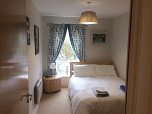 3 bedrooms, iron/ironing board, travel cot, free WiFi