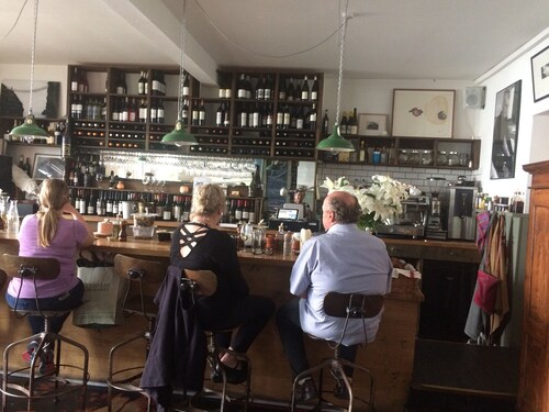 Atemberaubende 3-Zimmer-Wohnung mit Blick auf Kinsale Marina