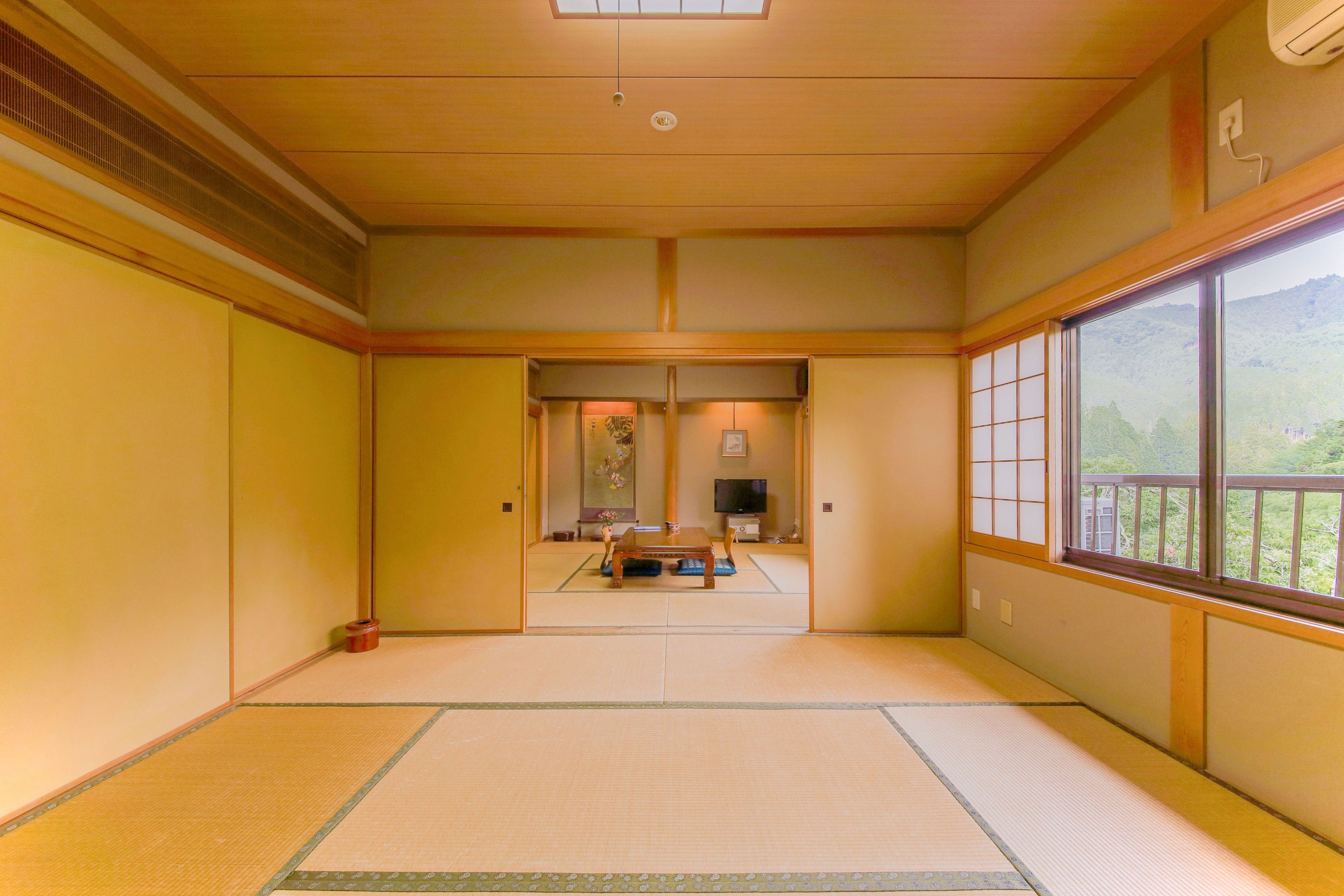 Quarto tradicional, 2 quartos (Japanese-Style, 8 Tatami, Newer Bldg) | Wi-Fi de cortesia