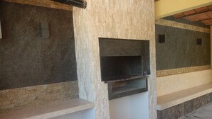 BBQ/picnic Area - Bungalows y Hotel Lizmar (Los Ayala)