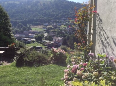 Large apartment for rent in a traditional Vosges farmhouse with panoramic view