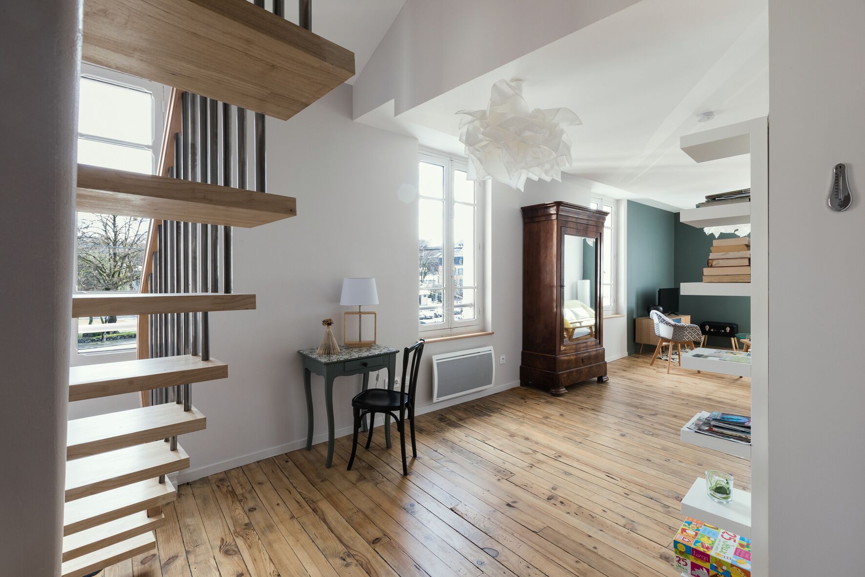 المنشأة من الداخل