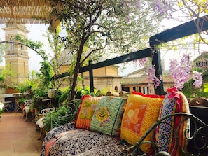 Terrace/patio - Navona Luxury Penthouse, charming and stunning views - a corner of heaven in Rome (Rome)