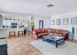 TV, fireplace, offices