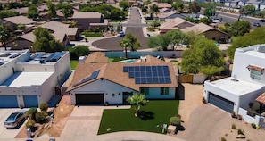 Exterior - 5 Br Two master suites with Pool and hot tub Private Retreat (Scottsdale)