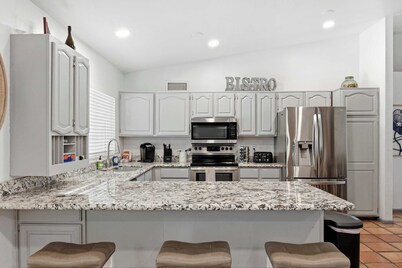 Luxury 5BR | Private Pickleball, Pool, Spa