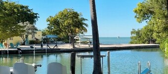 Dock & Pool i Islamorada - 5 sovrum vid vattnet - perfekt för 2+ familjer