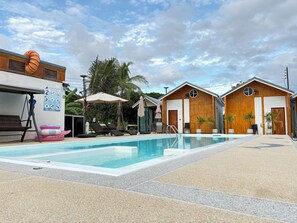 Piscine extérieure