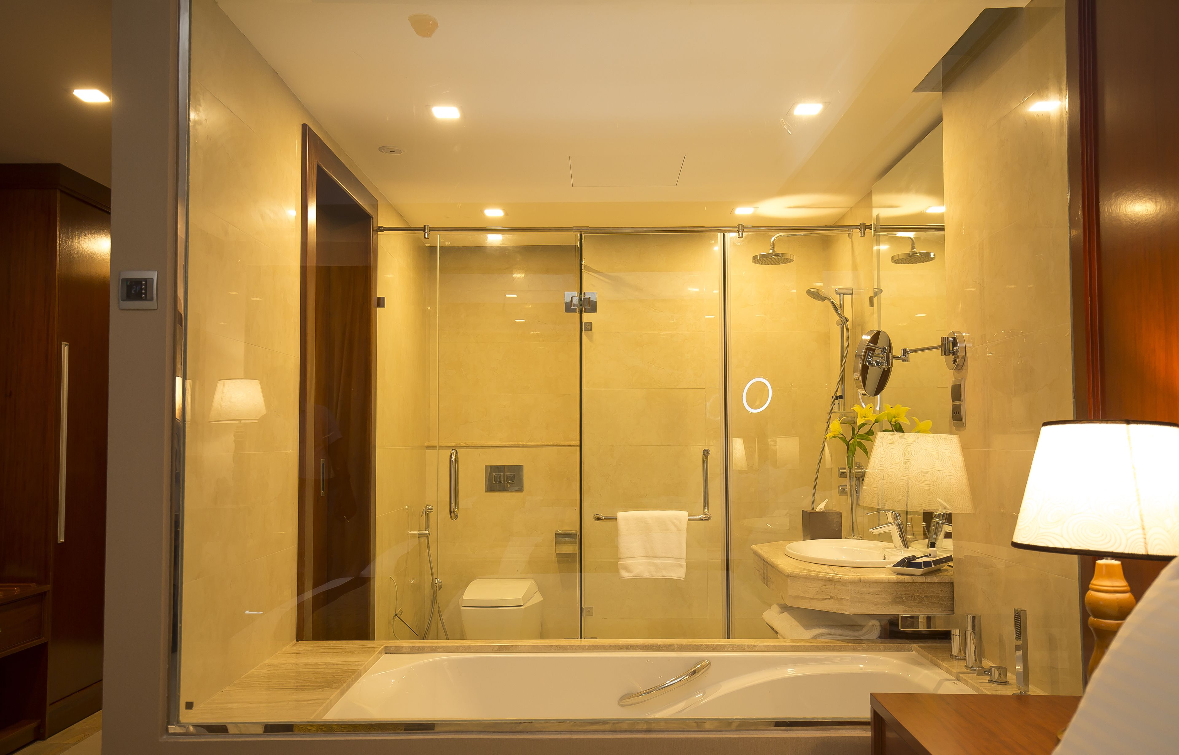 separate bathtub and shower, deep-soaking bathtub, rainfall showerhead