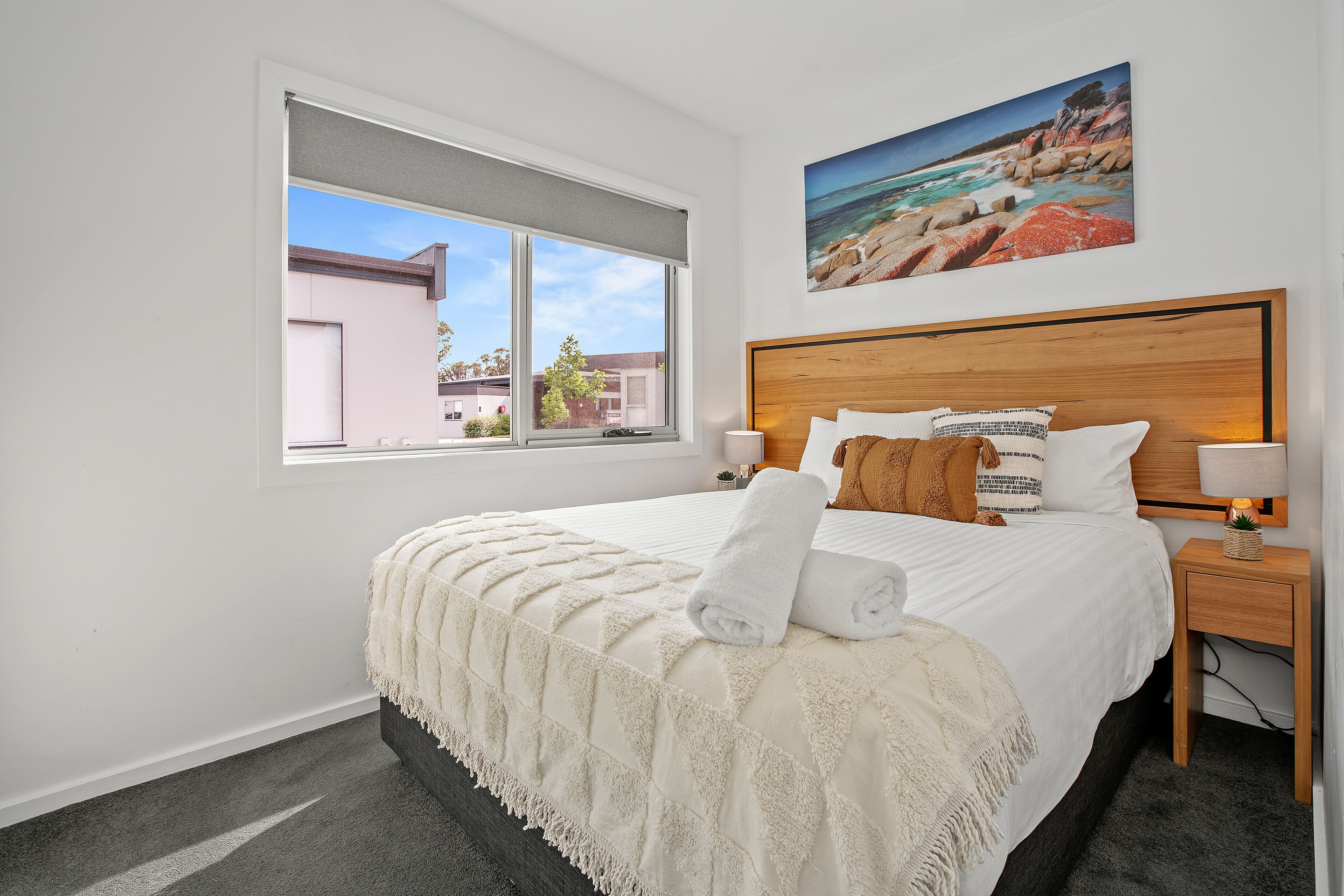 Bay View Cabin (Sleeps 4) - Dog Friendly (2BR) | 高級寝具、ピロートップベッド、WiFi (無料)、ベッドシーツ