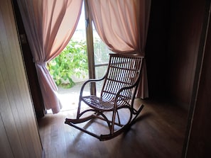 Private Vacation Home | Room amenity