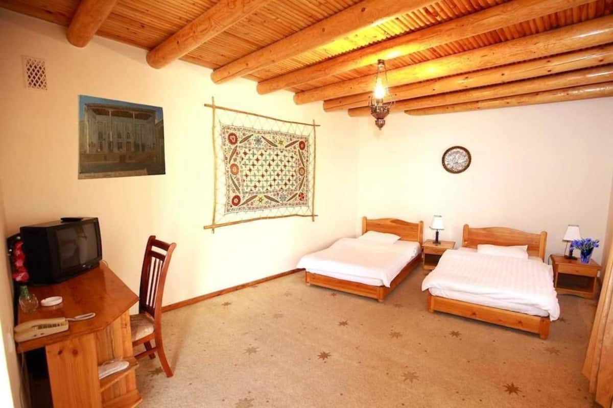 Standard Double or Twin Room | Desk, iron/ironing board (on request), free WiFi, bed sheets