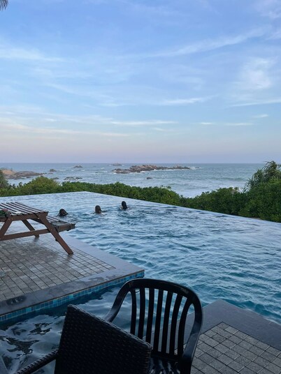 Ocean Cottage Kalametiya