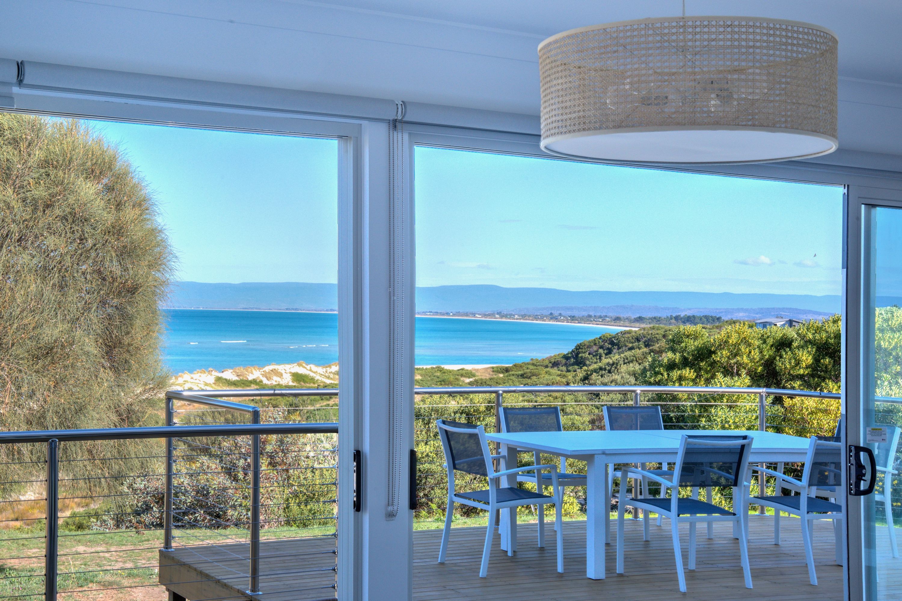 Sandbar Beach House — image 1