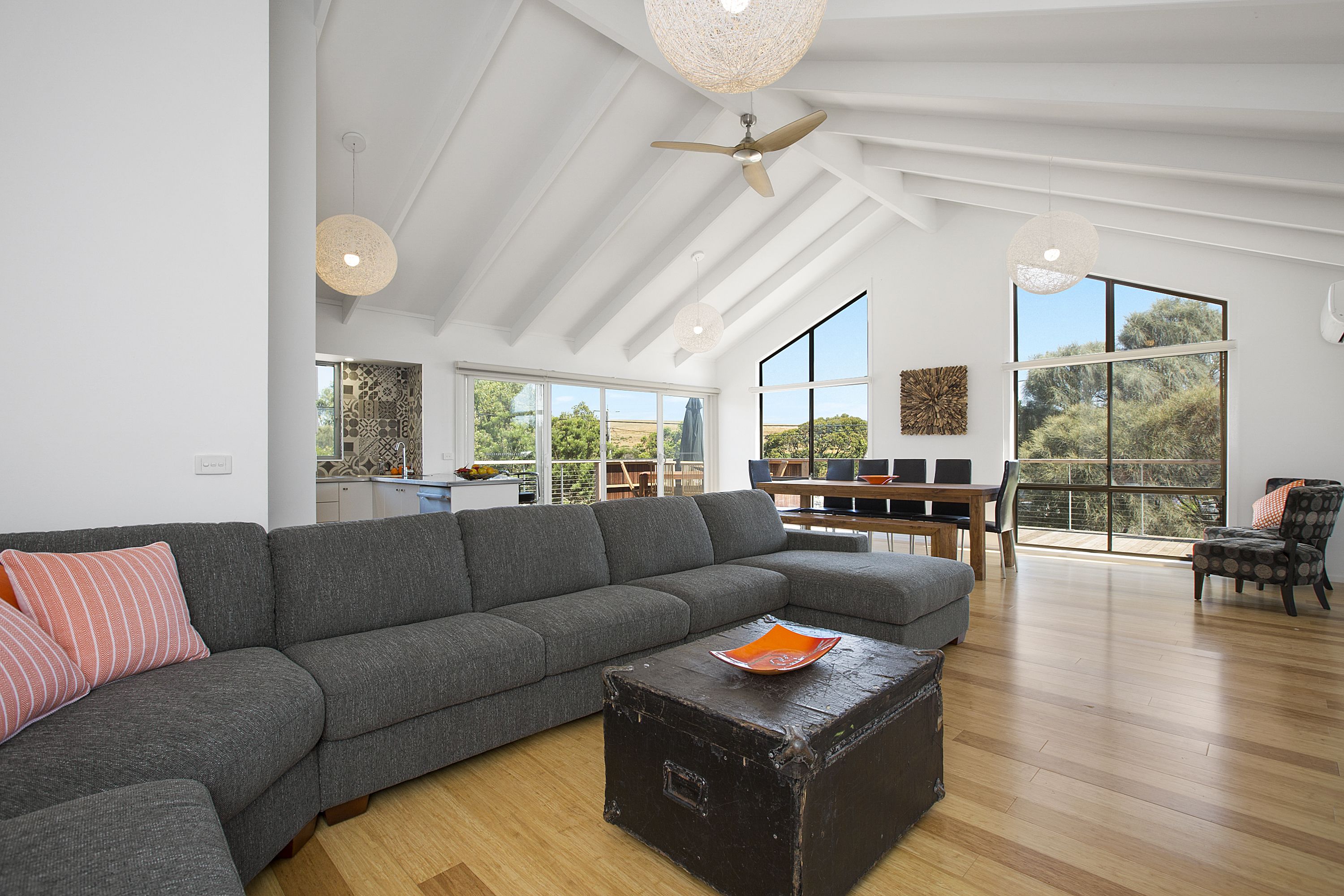 Nhà, nhiều giường, không hút thuốc | Phòng khách | TV màn hình phẳng 