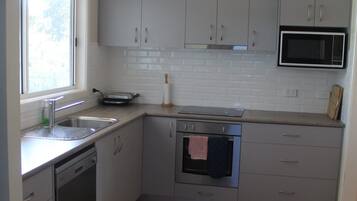 Fridge, microwave, stovetop, toaster