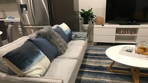 Comfort Townhome, 3 Bedrooms, 2 Bathrooms | Living room - City West Stay_V645 (Maidstone)