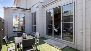 Comfort Townhome, 3 Bedrooms, 2 Bathrooms | Terrace/patio - City West Stay_V645 (Maidstone)