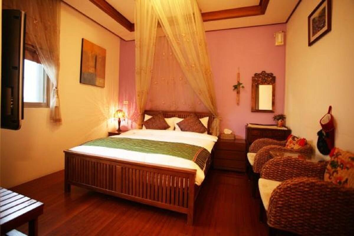 Comfort Double Room | Desk, soundproofing, WiFi (free), bed sheets