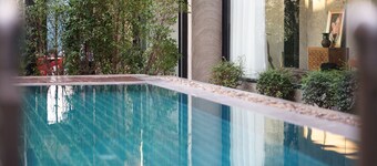 S2 Modern Boutique Hotel