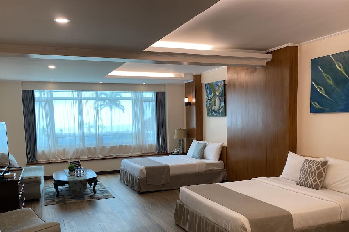 family studio suite | 8 bedrooms, individually decorated, individually furnished