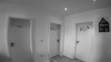 Condo, 2 Bedrooms | Hypo-allergenic bedding, desk, free WiFi, bed sheets