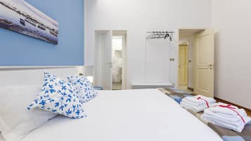 高级双人房, 无烟房, 独立浴室 | 意大利 Frette 床单、高档床上用品、羽绒被、记忆海绵床垫