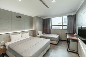 Unclassified image, 5 of 47, button - Hwa Nan Hotel (Tainan)