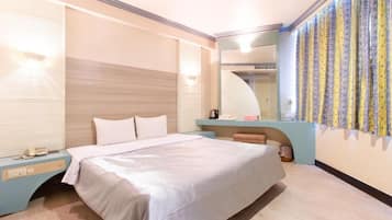 Blackout curtains, soundproofing, free WiFi, bed sheets