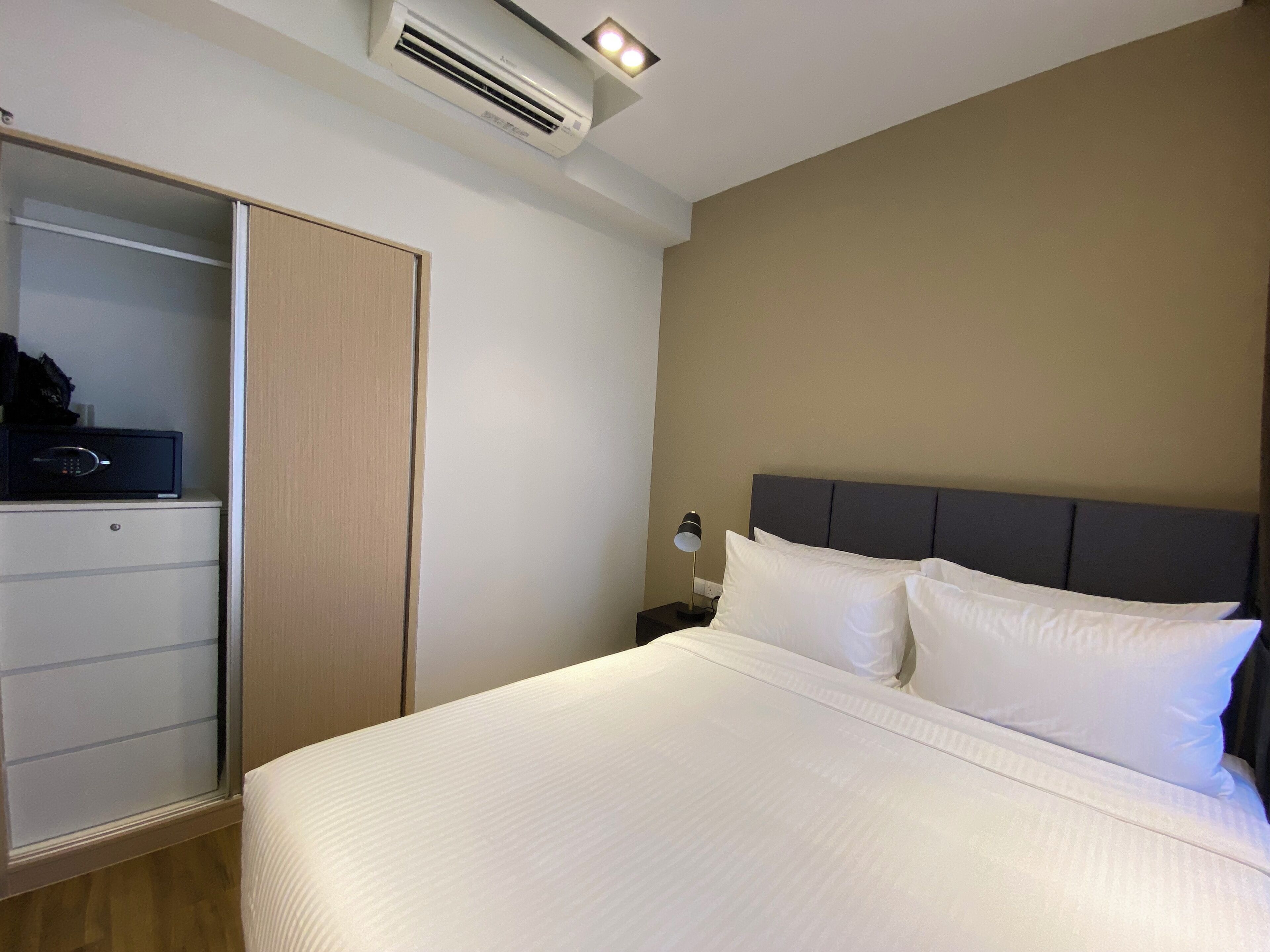 One Bedroom Premier with Balcony