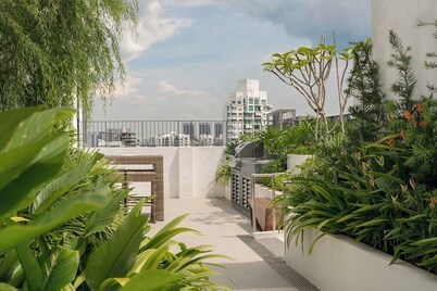 Momentus Serviced Residences Novena