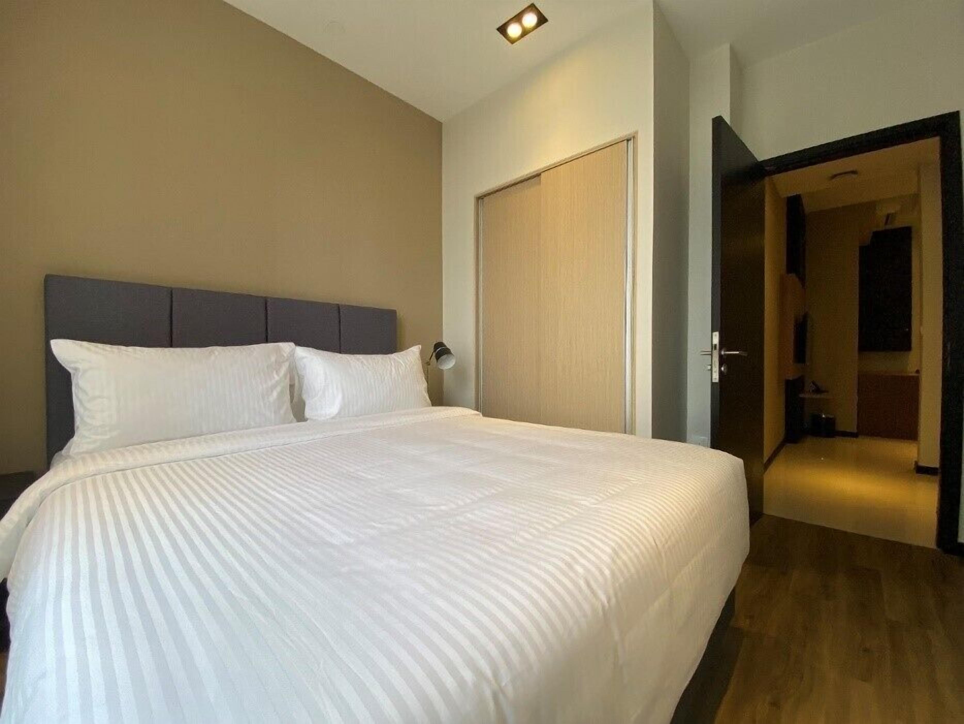 One Bedroom Executive (without Balcony)