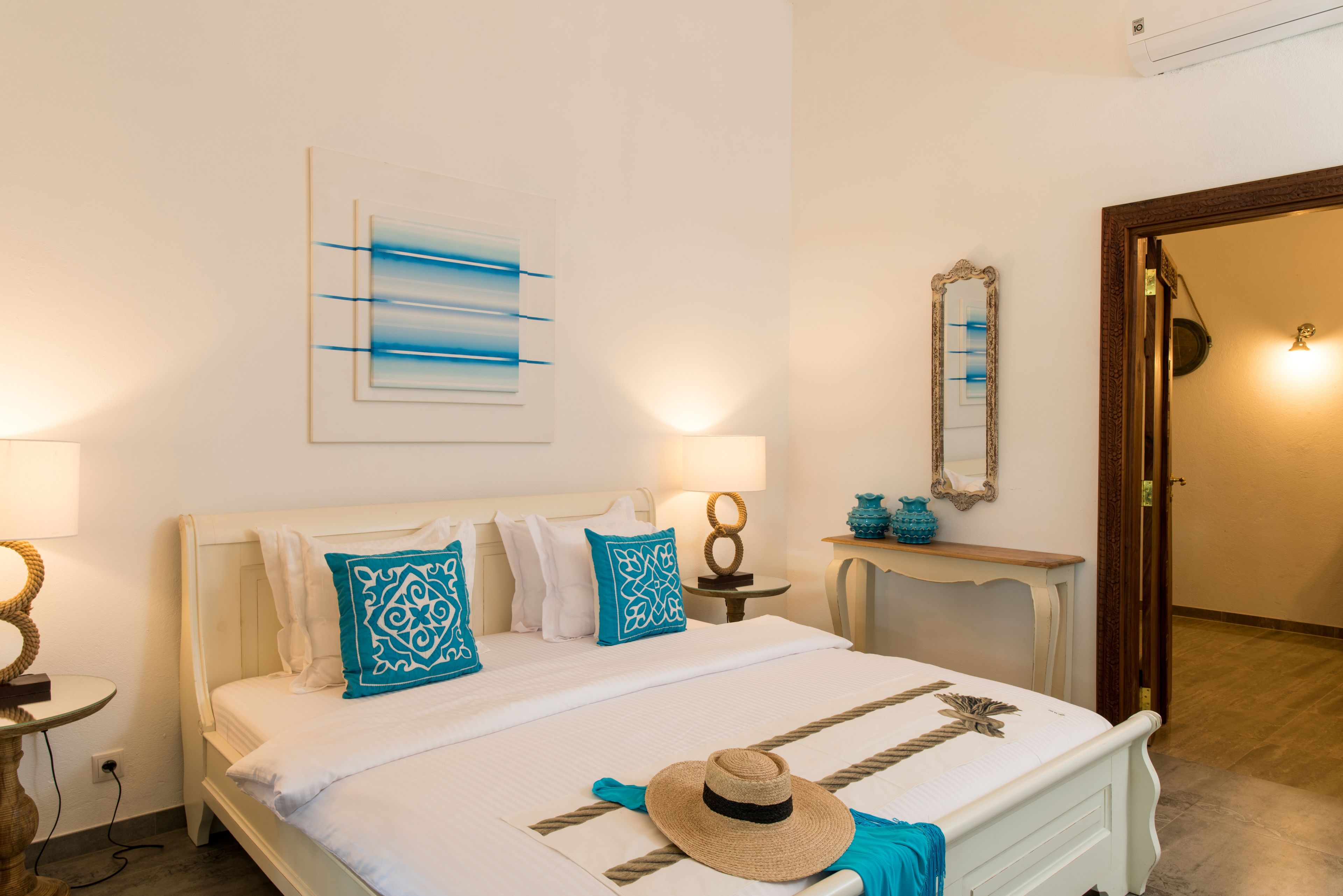 Ocean Room | Egyptian cotton sheets, premium bedding, minibar, in-room safe