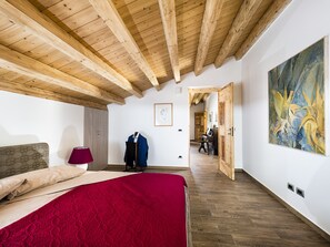 Villa, 4 camere da letto | 4 camere, ferro/asse da stiro, culla da viaggio, Wi-Fi gratuito