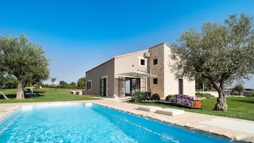 Piscina stagionale all'aperto