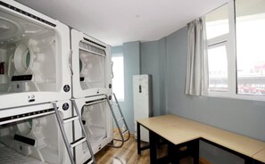 豪華太空艙豎艙 | 書桌、遮光布/窗簾