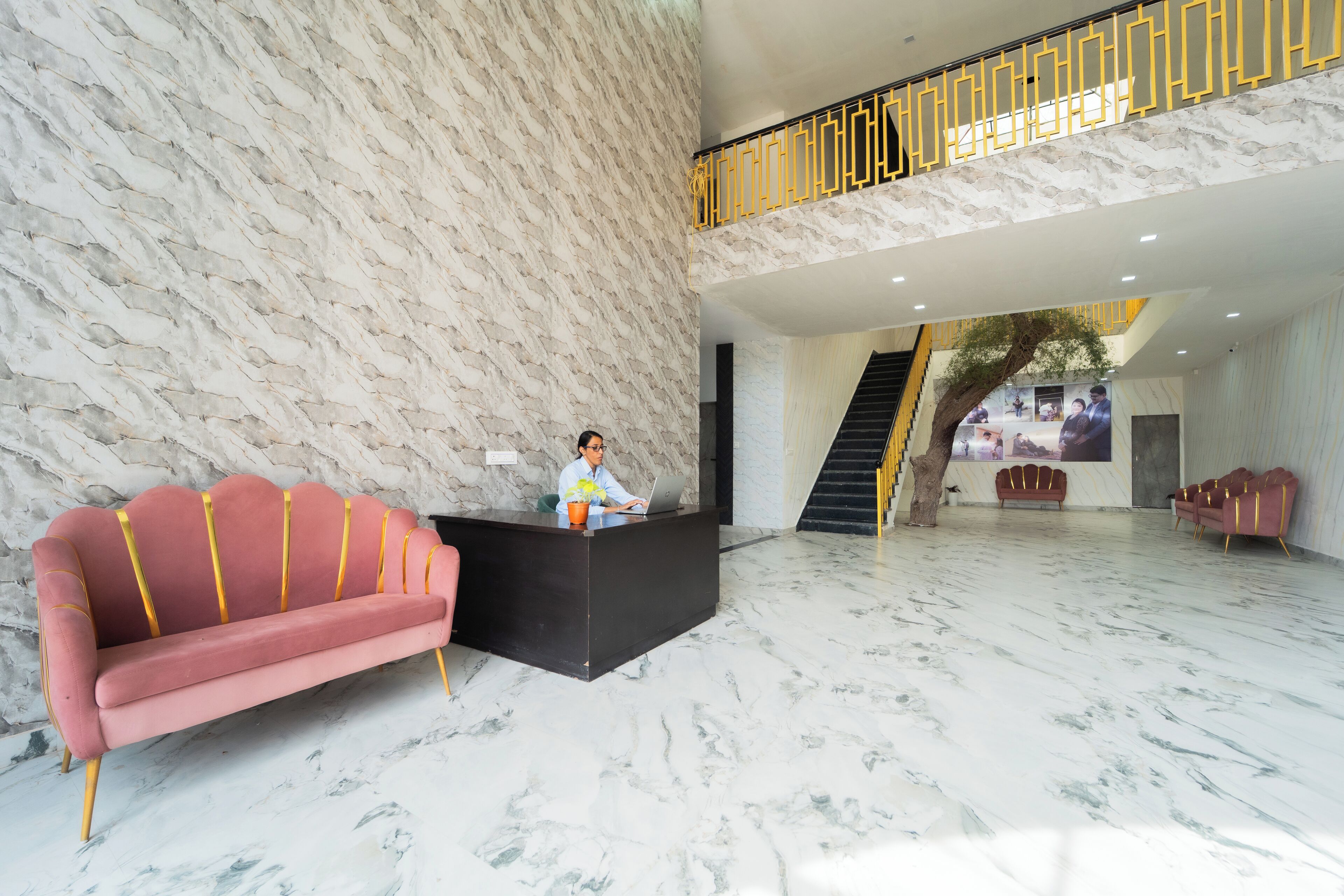 In-room business centre