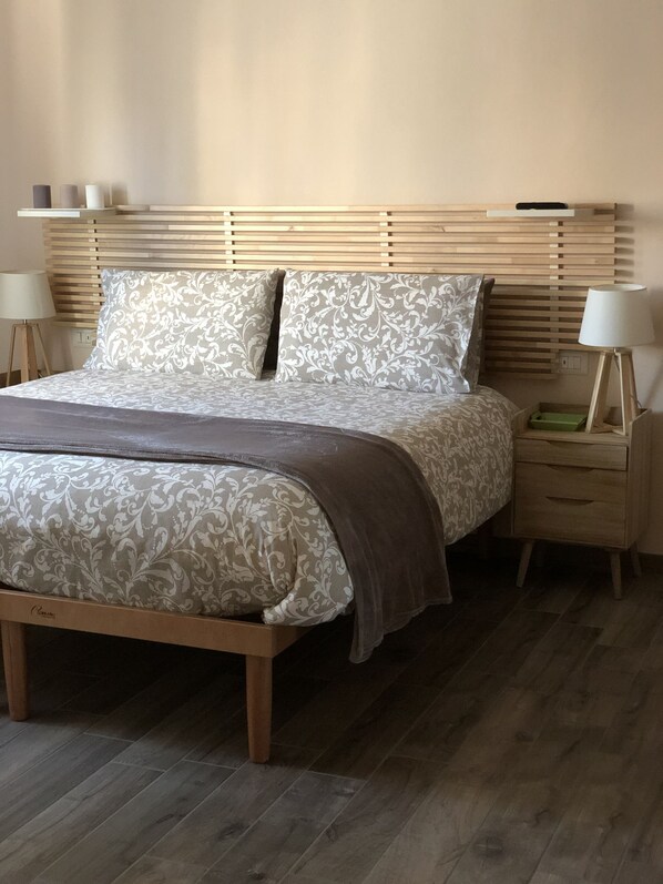 شقة عائلية | 1 غرفة نوم وميني بار ومكواة/لوح كي وواي فاي مجانًا