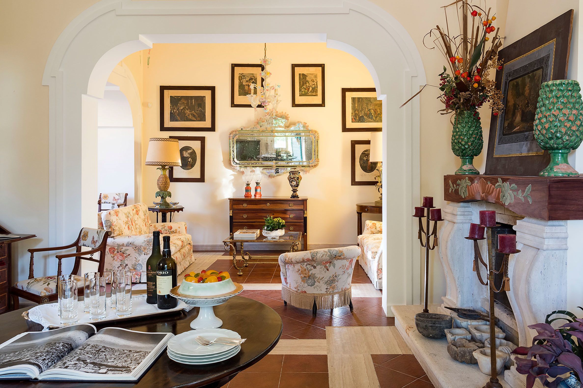 Biệt thự, 5 phòng ngủ | Phòng khách | TV màn hình phẳng, lò sưởi, đầu đĩa DVD 