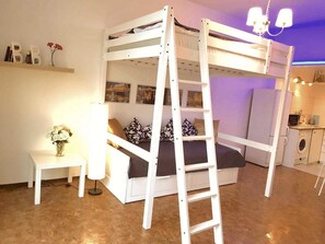 Blackout curtains, free WiFi, bed sheets