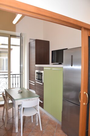 Comfort-huoneisto, 1 makuuhuone | Yksityinen keittiö | Jääkaappi, uuni, liesi, astianpesukone