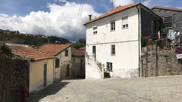 House, 3 Bedrooms (Travessa do Castelinho) | Balcony