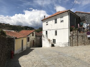 Balcony - Casas Do Castelo De Lamego (Lamego)