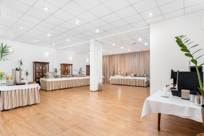 Breakfast area - Hotel Artur (Kraków)