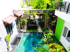 Outdoor pool - Anh Family Homestay (Da Nang)