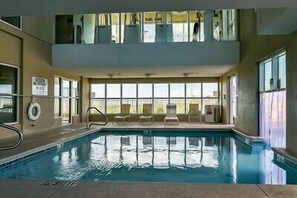 Huoneisto, 2 makuuhuonetta | Uima-allas | Sisäuima-allas