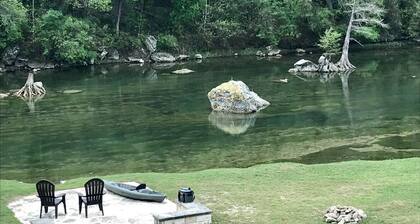 The Lazy A Rr7221 3 Bedroom Home by RedAwning