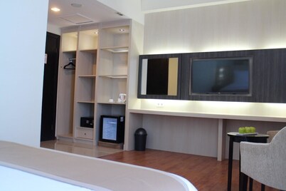 @Hom Premiere Abepura by Horison