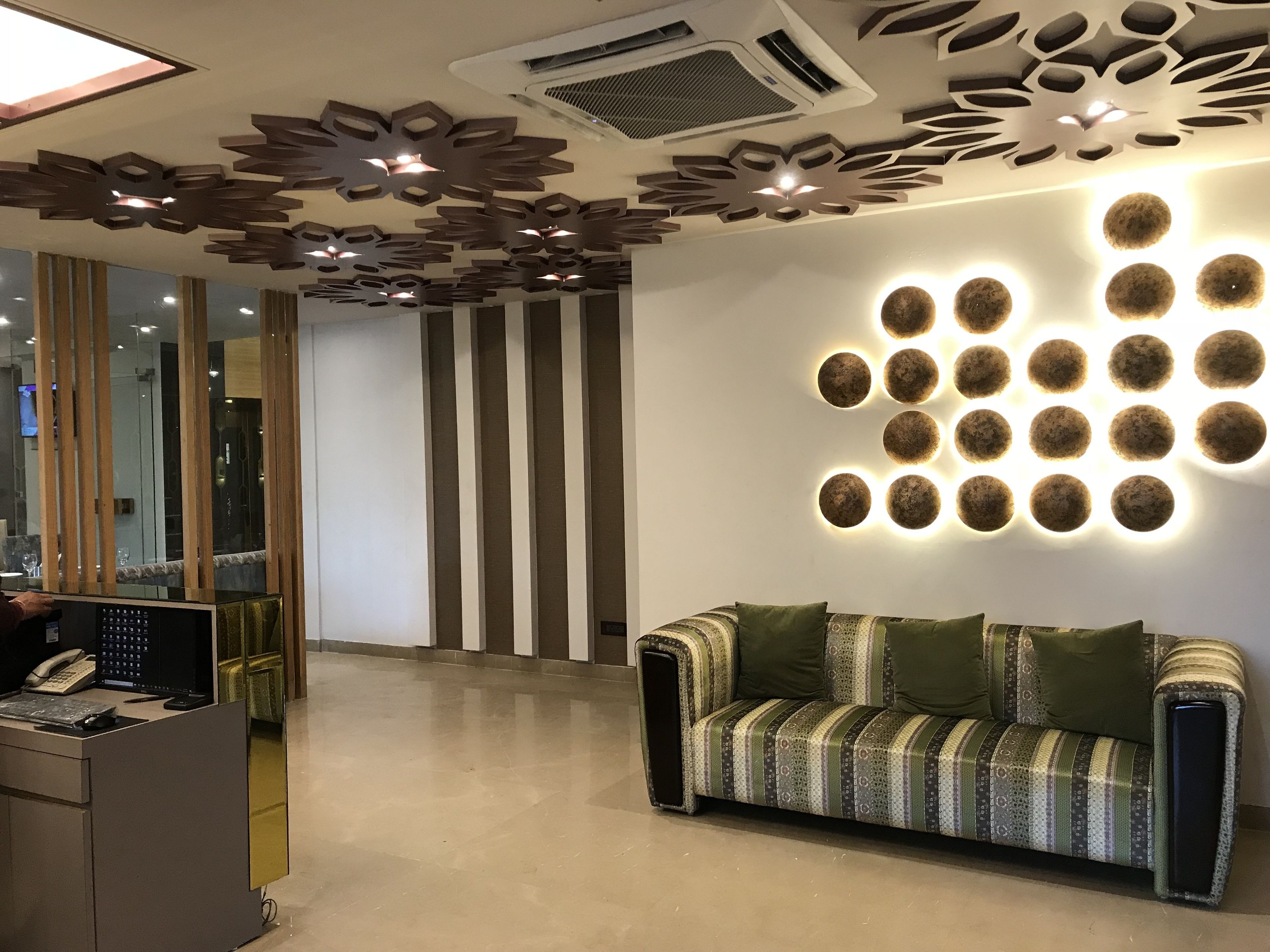 Photo - JRD Pride-Business Hotel