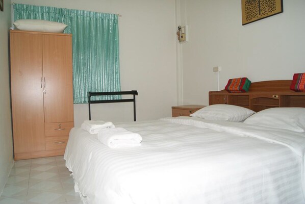 Kamar Triple Superior | Brankas dan Wi-Fi gratis